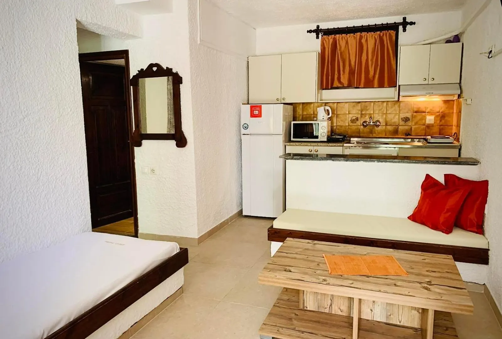 Argo Apartments Nea Poteidaia Greece